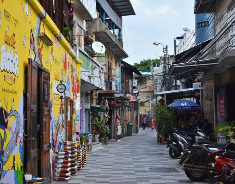 Bangkok: Highlights Tour of Grand Palace, Temples & Markets - Who Is This Tour Best For?