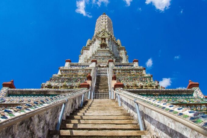 Bangkok: Historical Temples Tour & Hidden Bar at Sunset - Customer Reviews