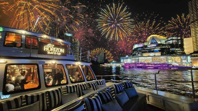 Bangkok: Horizon Yacht Dinner Cruise - Dishes and Beverages