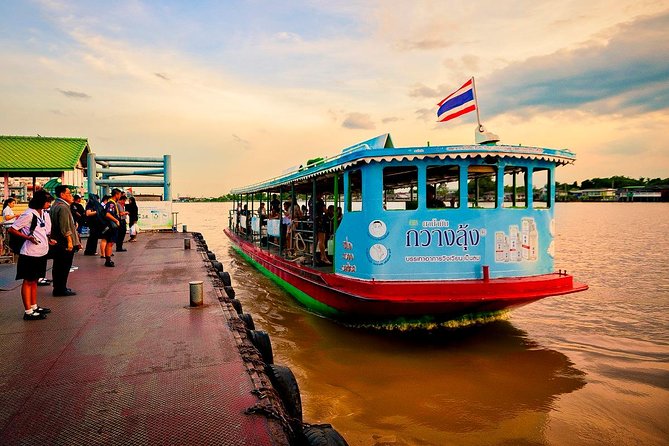 Bangkok Island Tour With Lunch and Massage - Exploring Koh Kret by Bike