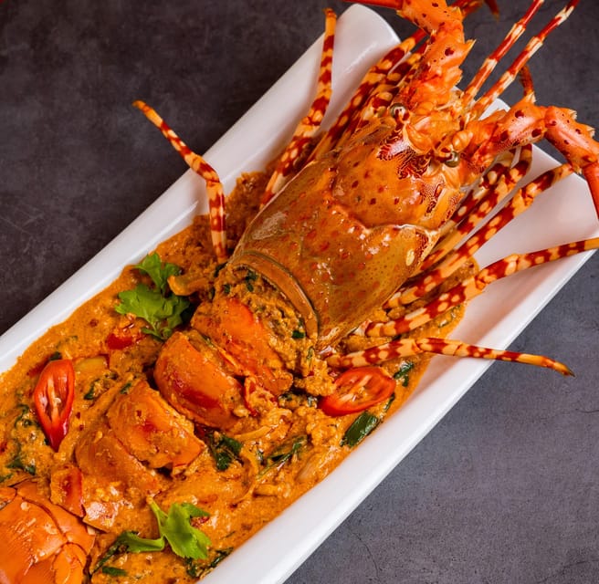 Bangkok: Jumbo Lobster Riverside Set Packages - Memorable Dining Experience
