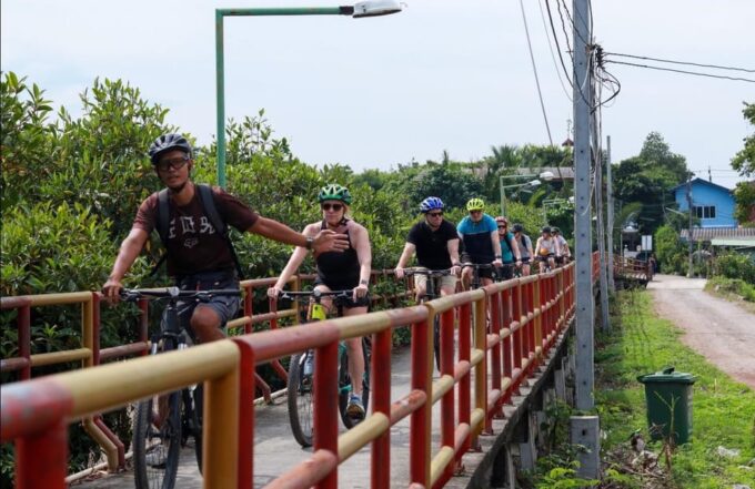 Bangkok Jungle Bike Tour: Pick up and Lunch Included - Frequently Asked Questions
