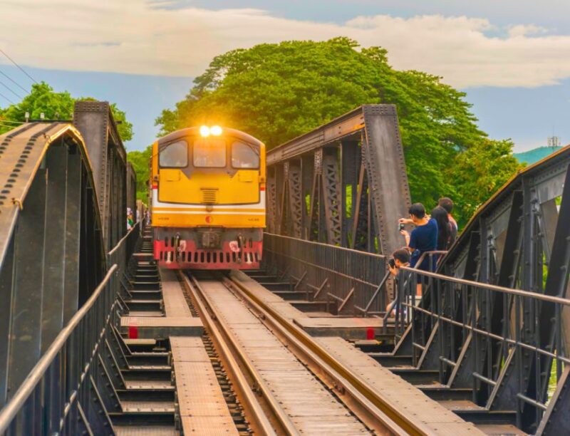 Bangkok: Kanchanaburi Lake, Erawan Waterfall and Kwai Bridge - Itinerary Details