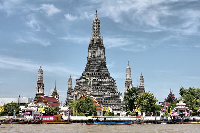 Bangkok Landmark Full Day Tour - Notable Temples and Markets