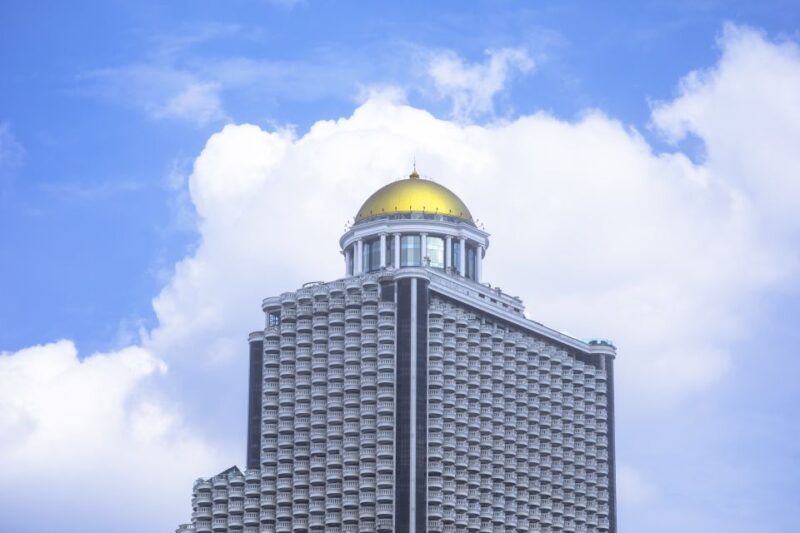 Bangkok: Lebua Rooftop Bar Reservation & Round-Trip Transfer - Rooftop Bar Options
