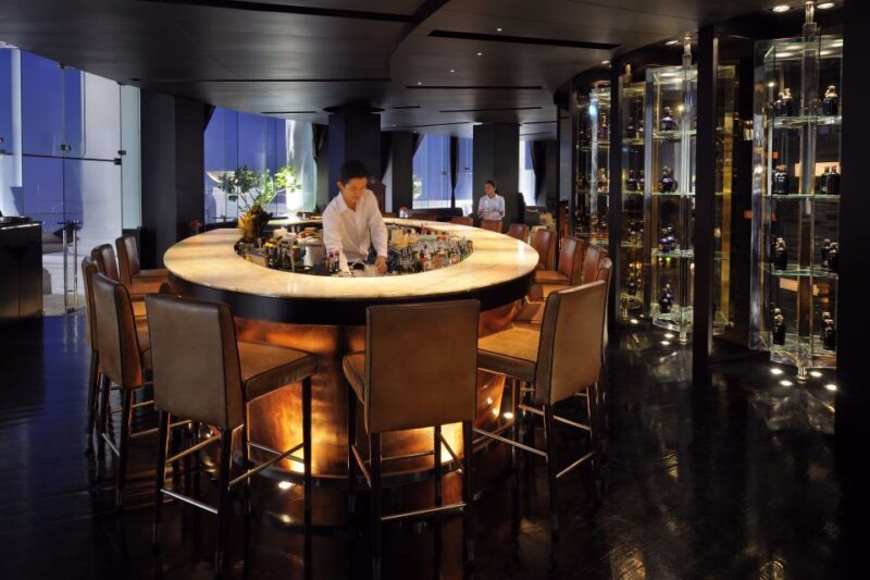Bangkok: Lebua Rooftop Bar Reservation & Round-Trip Transfer - Lebua No.3 (52nd Floor)