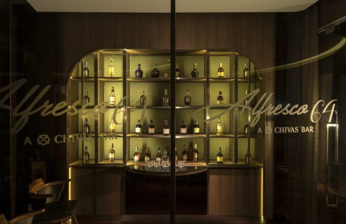 Bangkok: Lebua Rooftop Bar Reservation & Round-Trip Transfer - Transfer and Transportation