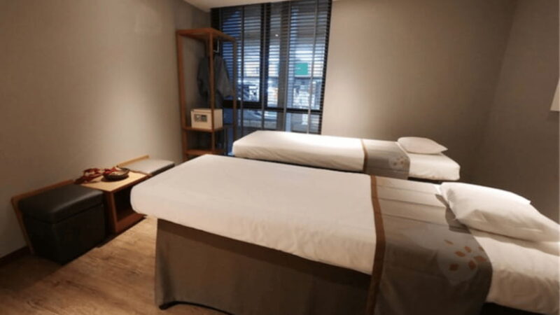 Bangkok: Lets Relax Spa Phaya Thai Massage E-Voucher - Treatments Offered