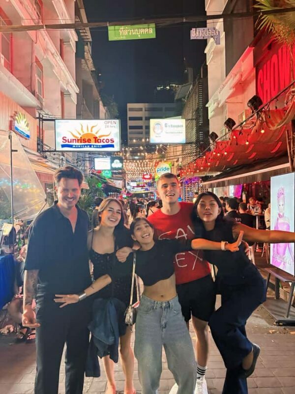 Bangkok: LGBTQ+ Nightlife Tour, Patphong, Karaoke, Drag Show - Key Points