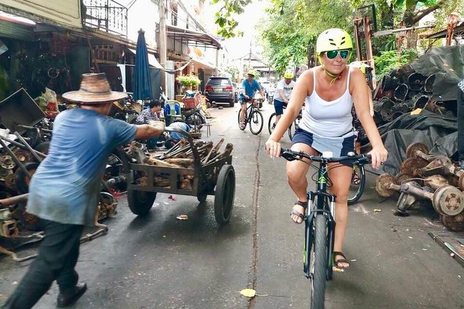 Bangkok Local Bike Tour - Including Transfer & Lunch - Experiencing Daily Life