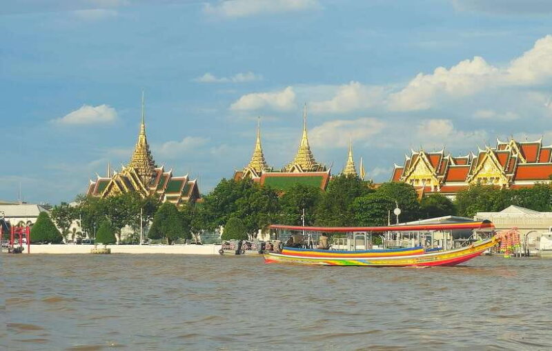 Bangkok Long Boat Canal a Big Buddha & Culture Markets Tour - Tour Experience