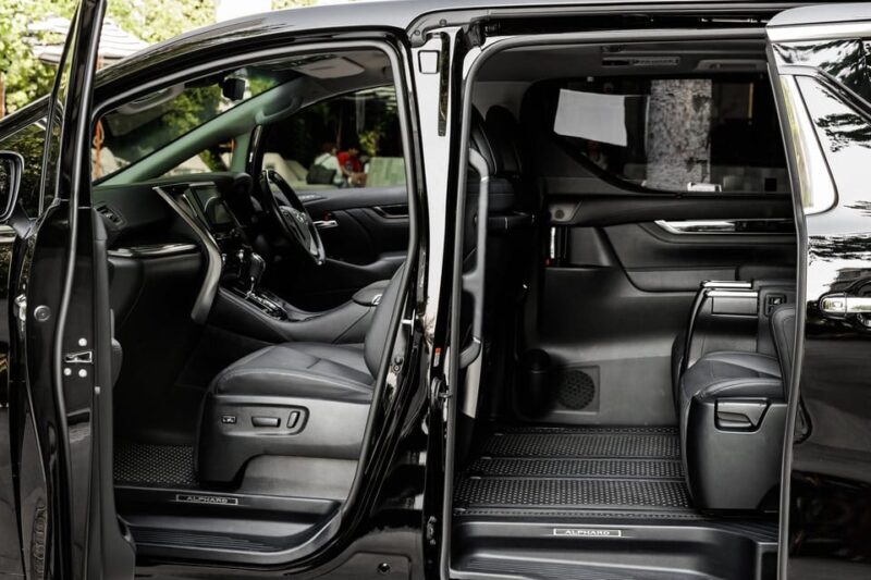 Bangkok Luxury Van Chauffeur :Private Bangkok - Ayutthaya - Passenger Capacity