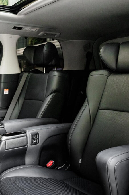 Bangkok Luxury Van Chauffeur :Private Bangkok - Kanchanaburi - Booking and Inquiries