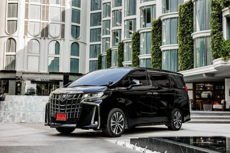Bangkok Luxury Van Chauffeur :Private Full Day BKK - PATTAYA - Language Support