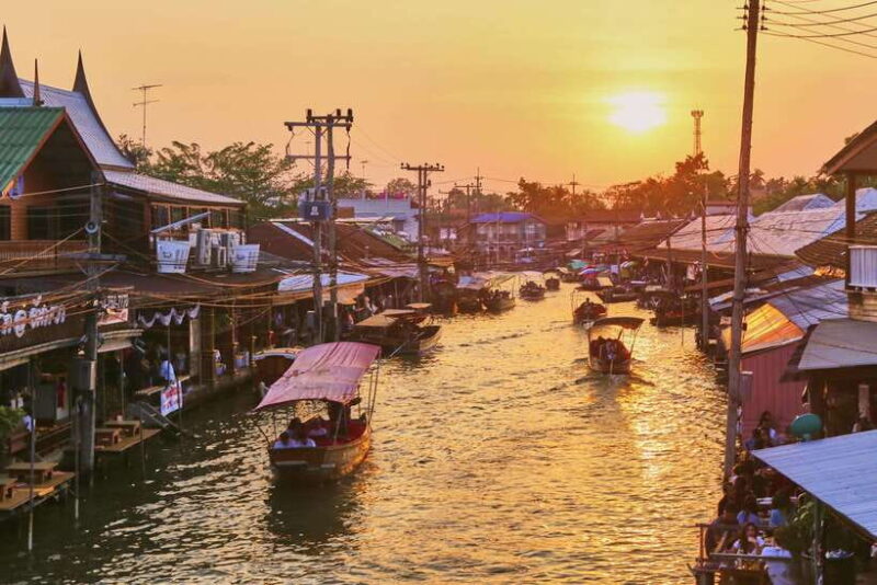 Bangkok: Maeklong Railway & Amphawa Floating Market Day Trip - Key Points