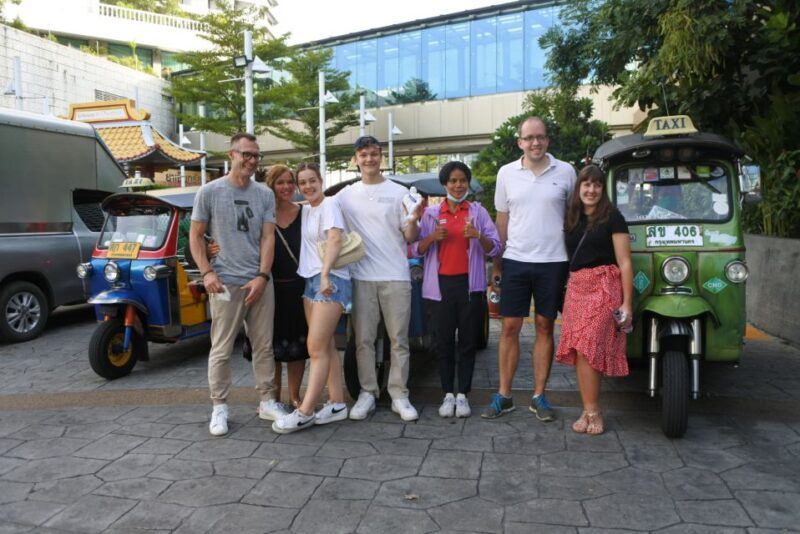 Bangkok: Michelin Guide Street Food Tour by Tuk Tuk - Tour Itinerary