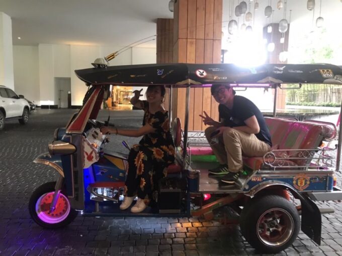 Bangkok: Michelin Guide Street Food Tour by Tuk Tuk - Pickup and Meeting Point