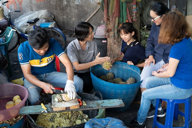 Bangkok: Michelin Street Eats by Tuk-Tuk Guided Food Tour - Positive Reviewer Feedback
