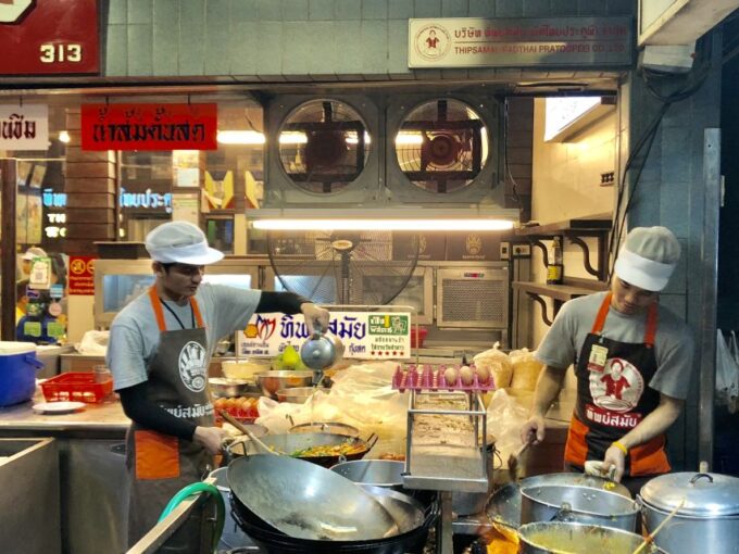 Bangkok: Midnight Food Tour by Tuk-Tuk - Meeting Point and Availability