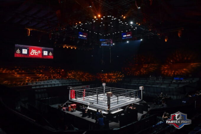Bangkok: Muay Thai Match at Lumpinee Boxing Stadium - Electrifying Atmosphere