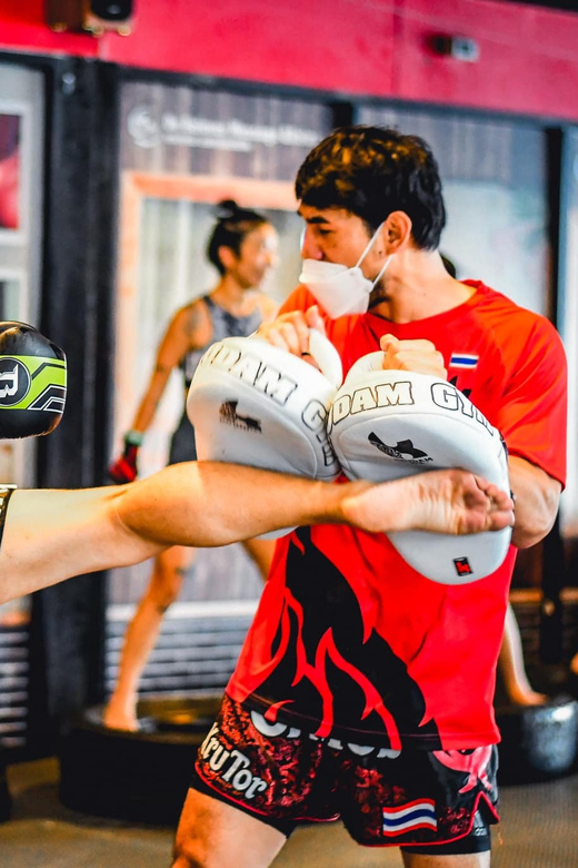 Bangkok: Muay Thai Training Class by Krudam Gym@Sukhumvit 36 - Caters to All Skill Levels