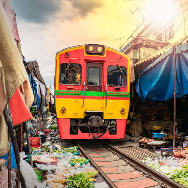 Bangkok: Must-See Temples Wth Grand Palace & Floating Market - Important Information for Participants