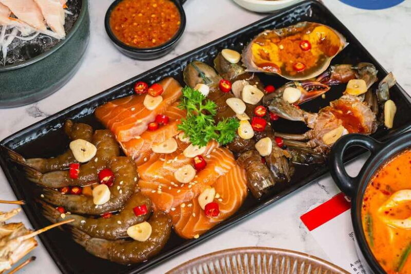 Bangkok: Na Klongwan F&B Package - Warm and Inviting Ambiance