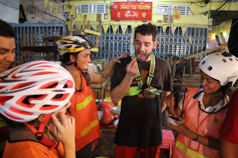 Bangkok: Night Bike Ride and Dinner at a Local Restaurant - Inclusions and Requirements