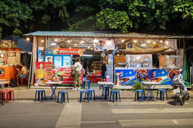 Bangkok: Night Bike Tour With Temples & Flower Market Visit - Inclusions