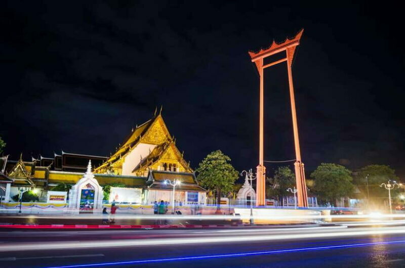Bangkok: Night Bike Tour with Temples & Flower Market Visit - The Sum Up