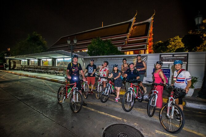 Bangkok Night Bike With Flower Market and Grand Palace - Exploring Wat Arun