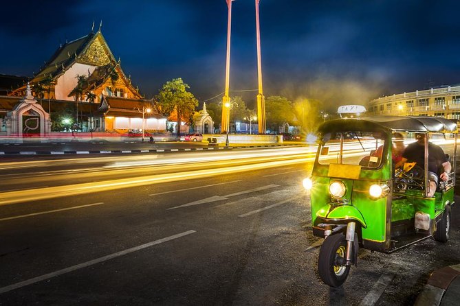 Bangkok Night Lights: Temple & City Tour by Tuk Tuk (SHA Plus) - Tour Transportation and Inclusions