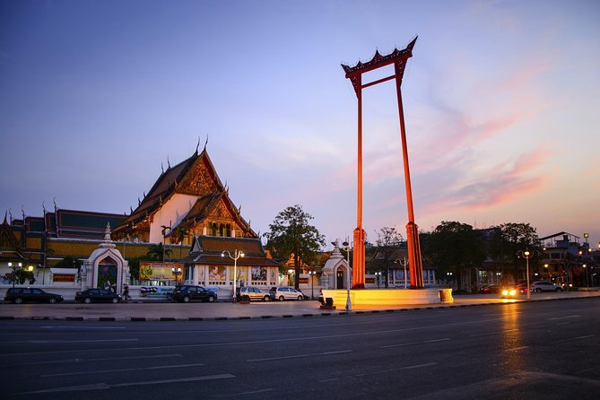 Bangkok Night Lights: Temple & City Tour by Tuk Tuk (SHA Plus) - Safety and Hygiene Protocols Guaranteed