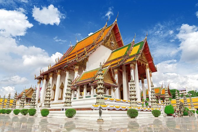 Bangkok Old Town City Tour With Wat Suthat, Wat Saket & Wat Ratchanadda - Pickup Information