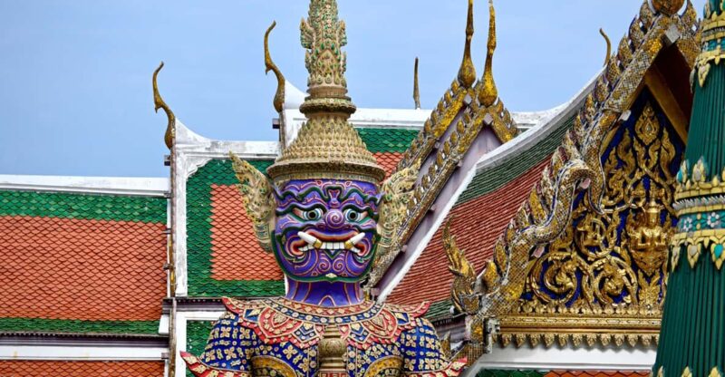 Bangkok: on Foot Grand Palace, Emerald Buddha and Wat Pho - Guided Tour of Grand Palace