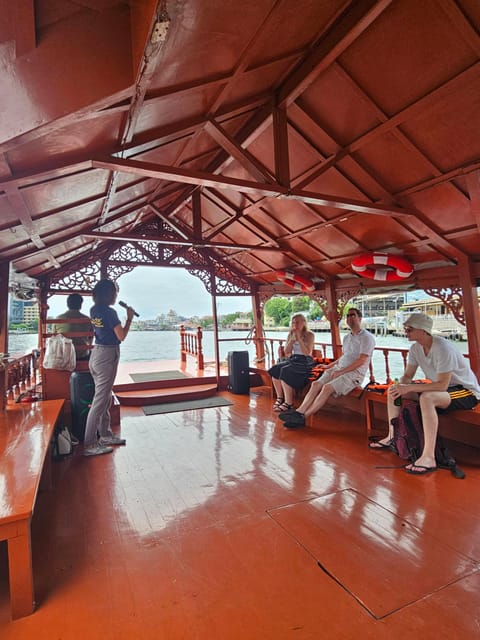 Bangkok: Rice Barge Chao Phraya River Cruise - Refreshments and Thai Snacks