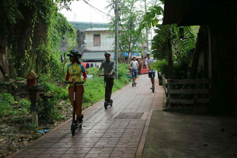 Bangkok: Riverside E-Scooter Adventure with StreetFood Snack - The Experience: Practicalities and Pace