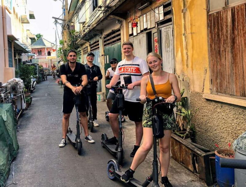 Bangkok: Riverside E-Scooter Adventure With Streetfood Snack - Participant Requirements and Restrictions