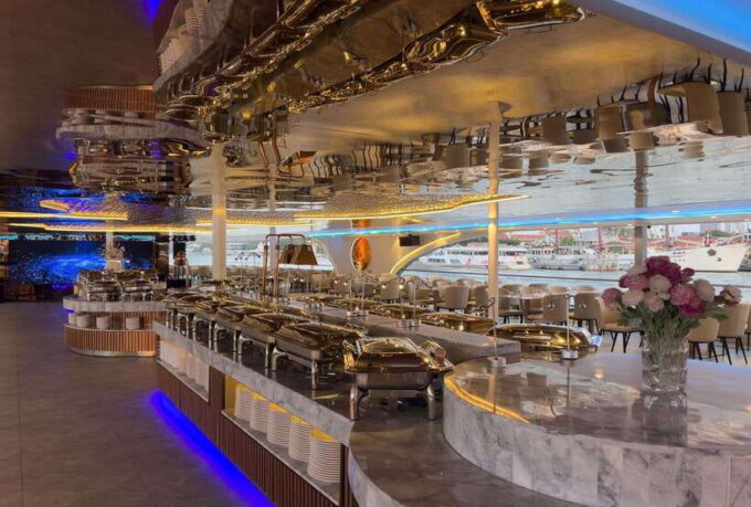 Bangkok: Royal Galaxy Chao Phraya River Dinner Cruise - Convenience and Booking