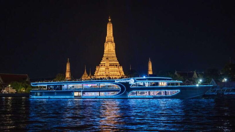 Bangkok: Royal Galaxy Dinner Cruise With Siam Fantasy Show - The Cruise Experience