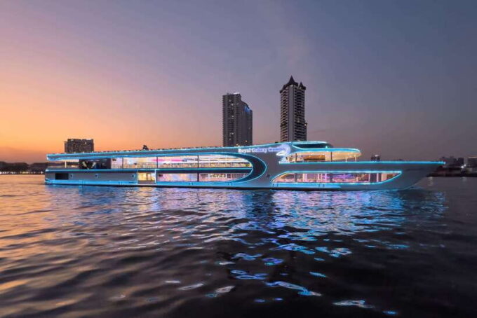 Bangkok: Royal Galaxy Dinner Cruise With Siam Fantasy Show - Important Considerations