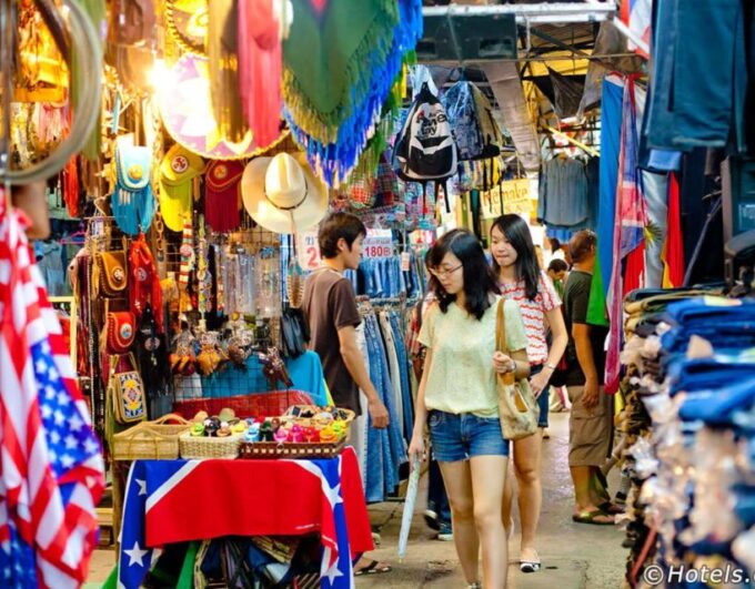 Bangkok Sacred Sak Yant Tattoo Tour - Exploring Wat Dhammamongkol