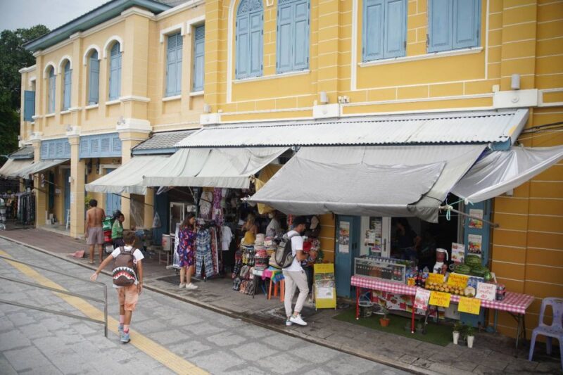 Bangkok Safari: Palace and Temple Tour With Lunch - Key Points