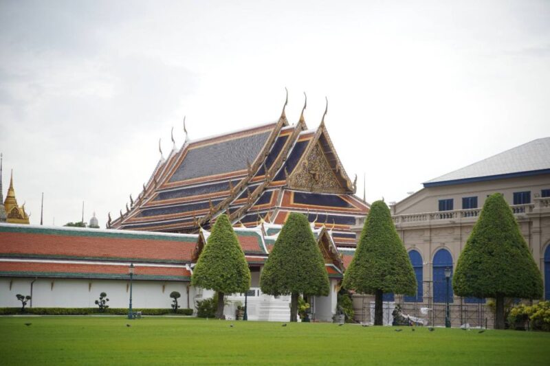 Bangkok Safari: Palace and Temple Tour With Lunch - Itinerary
