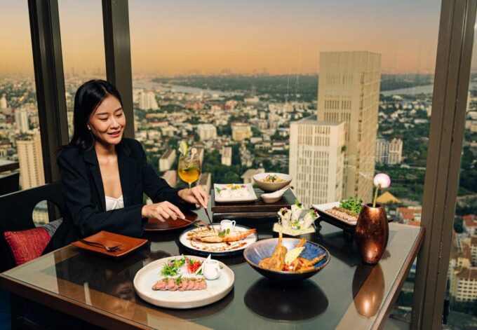 Bangkok: Saffron Contemporary Thai Signature F&B Package - Panoramic Views and Ambiance