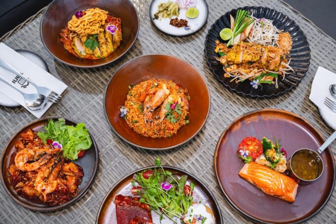 Bangkok: Sanay Rooftop Bar The Ember Hotel - Nearby Attractions and Recommendations