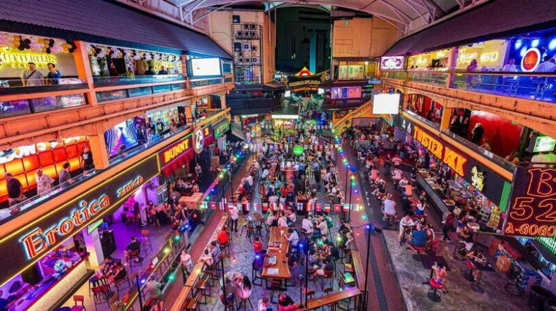 Bangkok: Soi Cowboy, Nana, Soi 11, Rooftops, Clubs & Go Gos - Experiencing the Vibrant Nightlife of Soi 11
