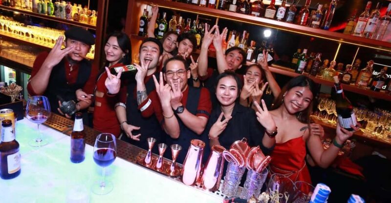 Bangkok: Sukhumvit District Bar and Club Crawl With Shots - Key Points