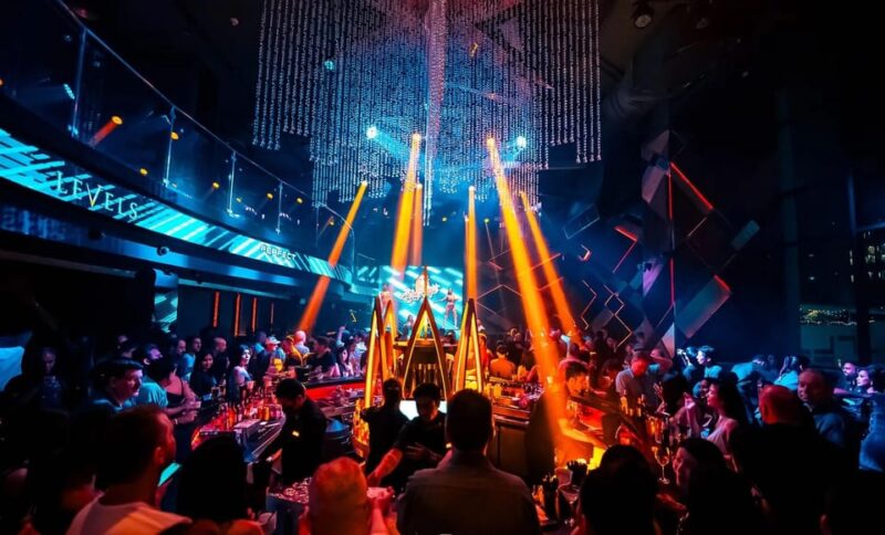 Bangkok: Sukhumvit District Bar and Club Crawl With Shots - Reservation and Cancellation Policy
