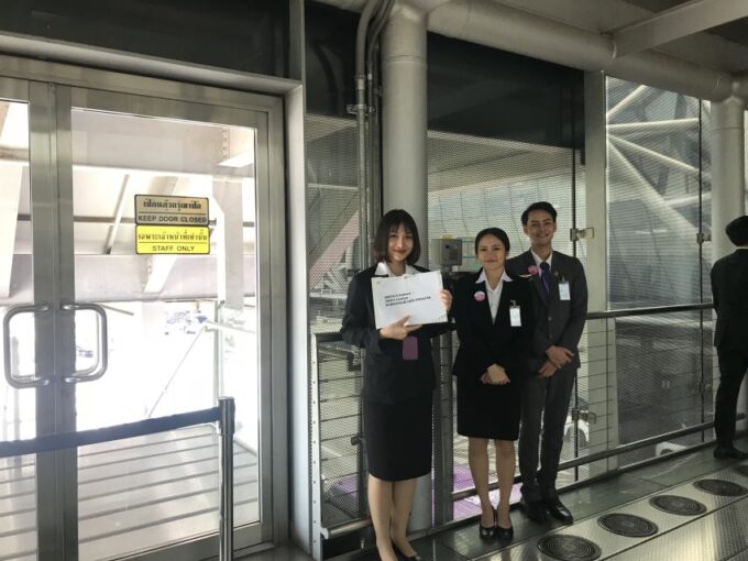 Bangkok Suvaanabhumi Airport: Fasttrack Immigration Service - Recommended for Travelers